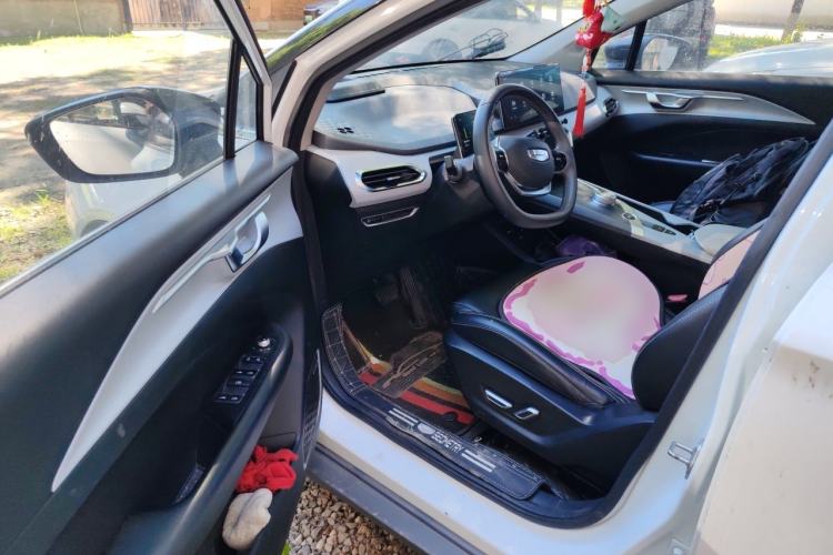 Used Geometry C 2020 Selected Range Edition 550 KM C++ Driver Seat
