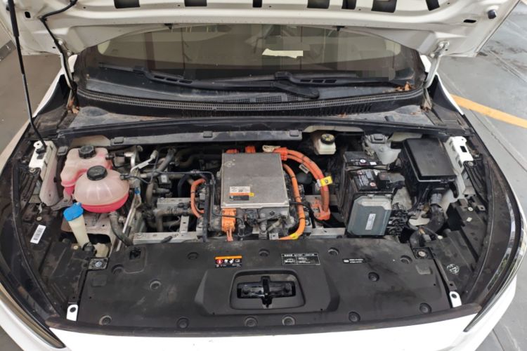 Used Geometry C 2020 Premium Range Version 400 KM C+ Engine Bay