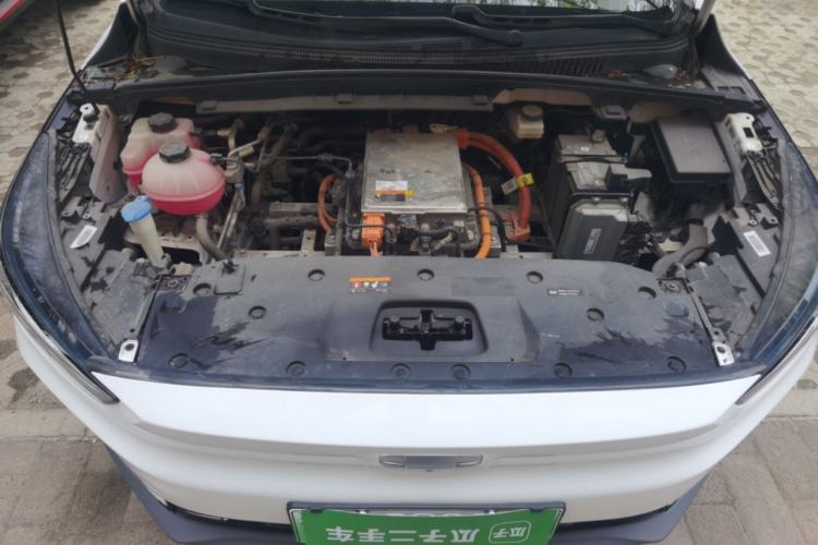Used Geometry C 2020 Selected Range Edition 550 KM C++ Engine Bay
