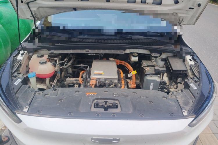 Used Geometry C 2020 Premium Range Version 400 KM C+ Engine Bay