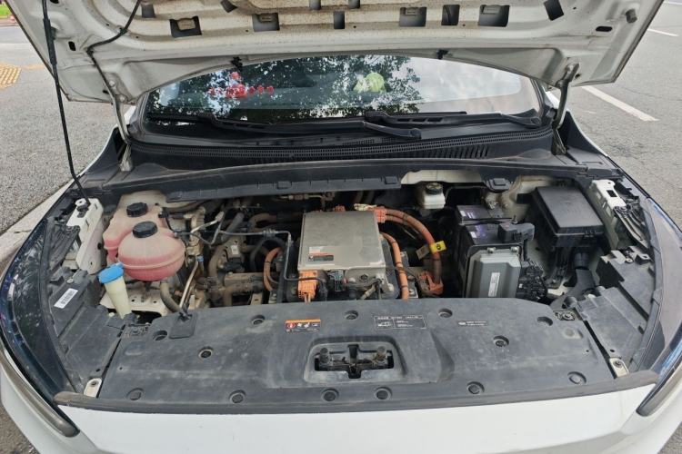Used Geometry C 2020 Premium Range Version 400 KM C+ Engine Bay