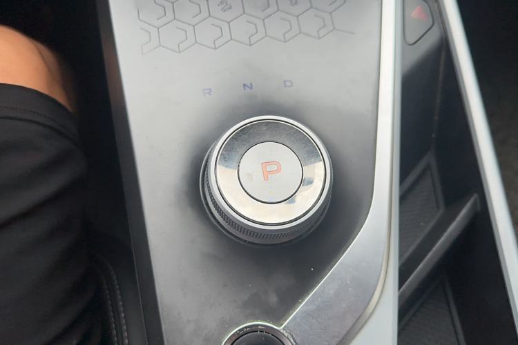 Used Geometry C 2020 Premium Range Edition 400 KM C+ Pro Gear Lever