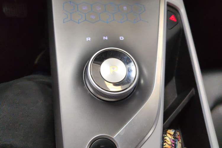 Used Geometry C 2020 Selected Range Edition 550 KM C++ Pro Gear Lever