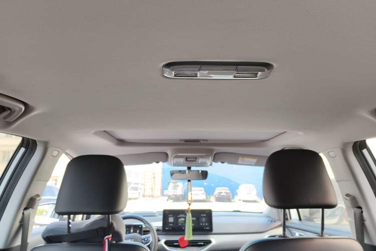 Used Geometry C 2020 Premium Range Edition 400 KM C+ Pro Headliner