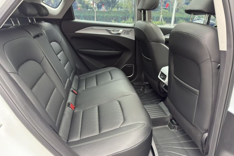 Used Geometry C 2020 Selected Range Edition 550 KM C++ Interior 5