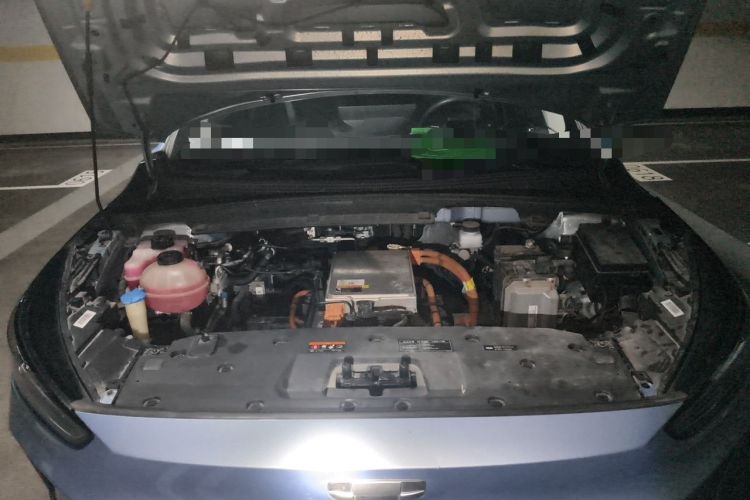 Used Geometry C 2021 C400 Cubic Edition Engine Bay