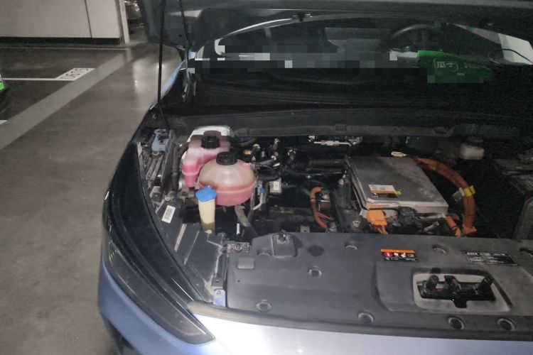 Used Geometry C 2021 C400 Cubic Edition Engine Bay Right