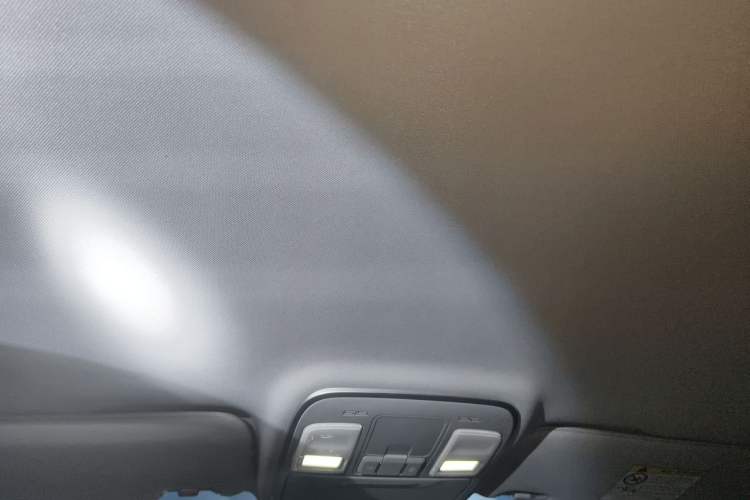 Used Geometry C 2021 C400 Cubic Edition Headliner
