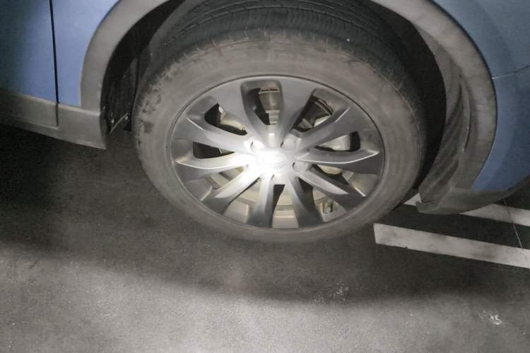 Used Geometry C 2021 C400 Cubic Edition Right Front Wheel Hub