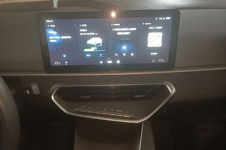 Used Geometry C 2021 C400 Cubic Edition Audio And AC Panel