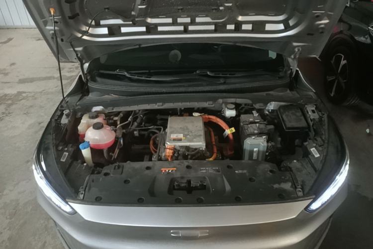 Used Geometry C 2021 C400 Cubic Edition Engine Bay