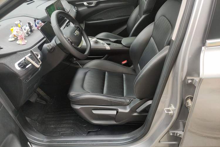 Used Geometry C 2021 C400 Cubic Edition Left Front Seat