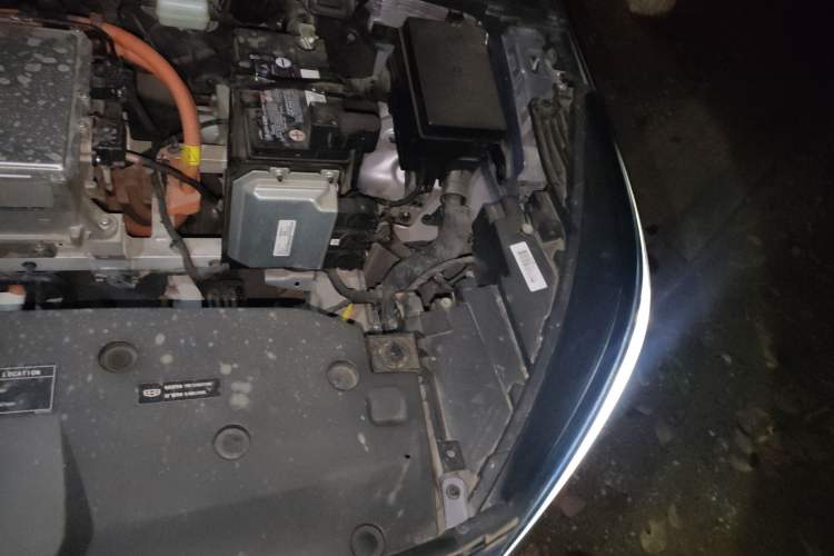 Used Geometry C 2021 C550 Cube Edition Engine Bay Left