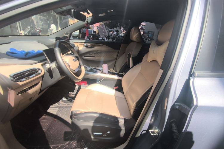 Used Geometry C 2021 C550 Cube Edition Left Front Seat