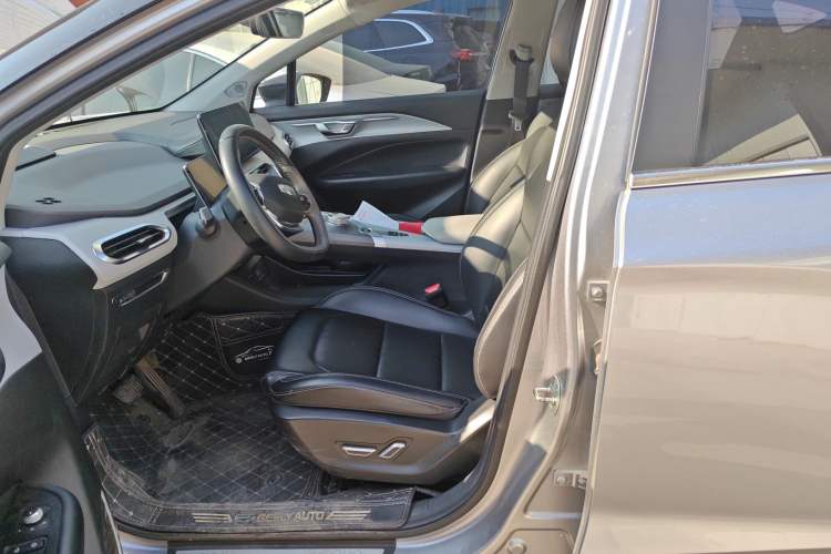 Used Geometry C 2021 C550 Cube Edition Left Front Seat