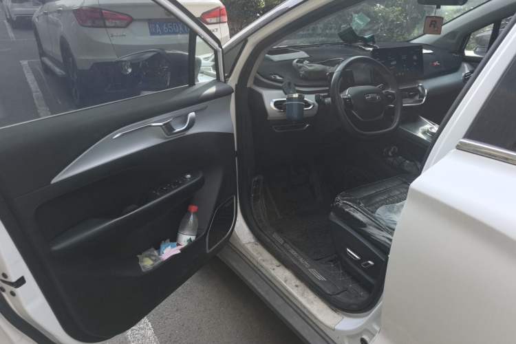Used Geometry C 2021 C550 Power Edition Driver Seat