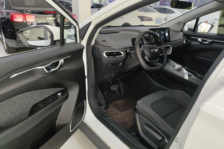 Used Geometry C 2021 C400 Cubic Edition Driver Seat