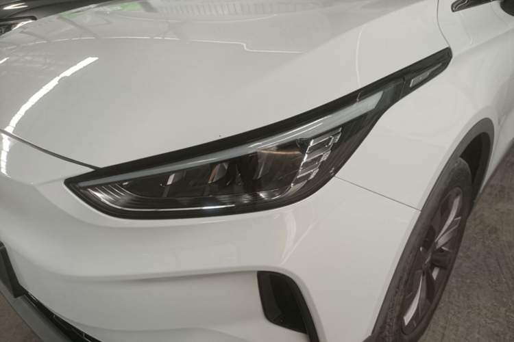 Used Geometry C 2021 C550 Power Edition Left Front Headlight