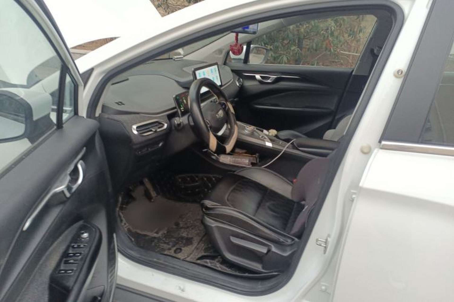 Used Geometry C 2021 C400 Cubic Edition Left Front Seat