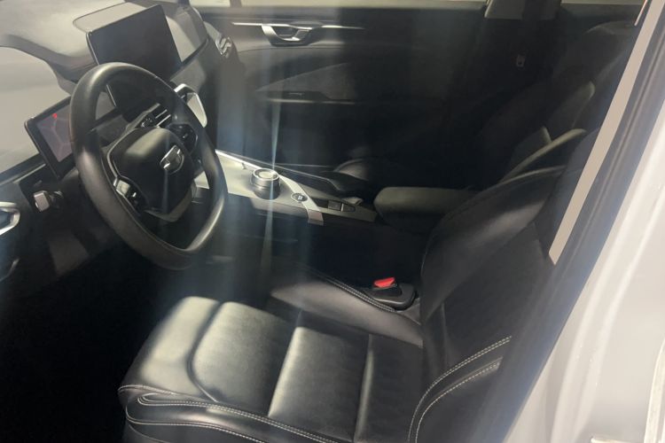 Used Geometry C 2021 C400 Cubic Edition Left Front Seat