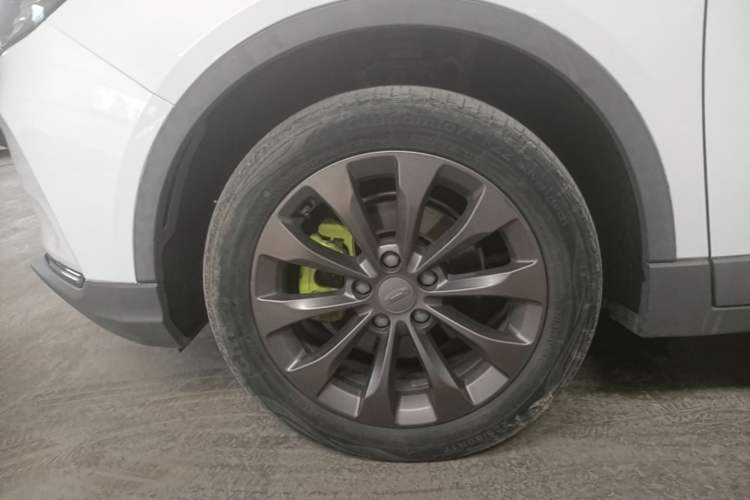 Used Geometry C 2021 C550 Power Edition Left Front Wheel Hub