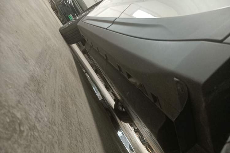 Used Geometry C 2021 C550 Power Edition Left Side Sill