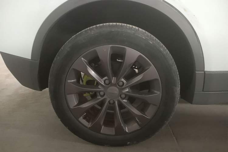 Used Geometry C 2021 C550 Power Edition Right Rear Wheel Hub