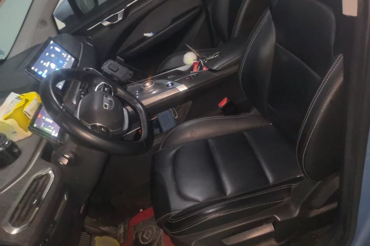 Used Geometry C 2022 400KM Blueberry Pro Left Front Seat