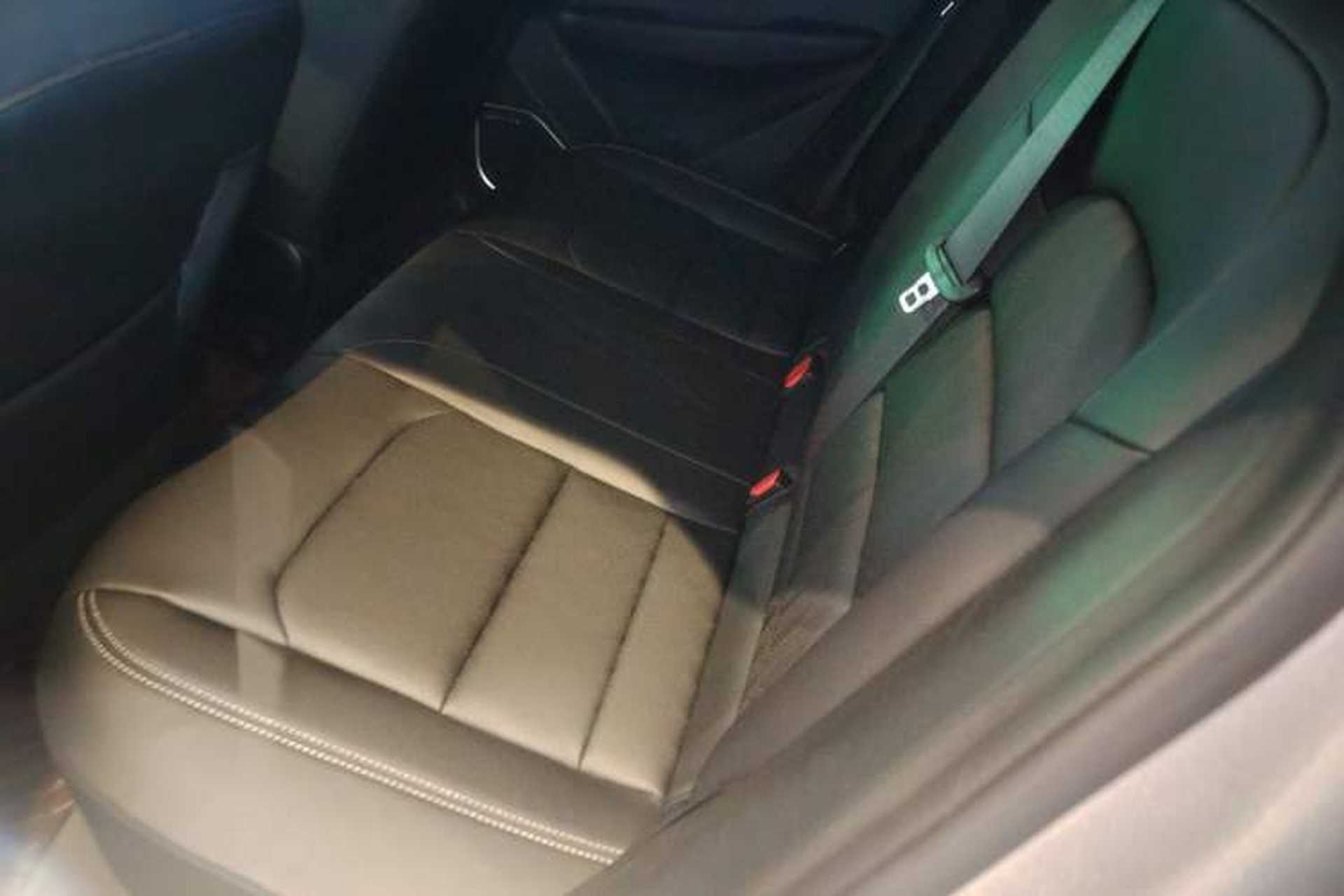Used Geometry C 2022 Blueberry C400 Interior 4