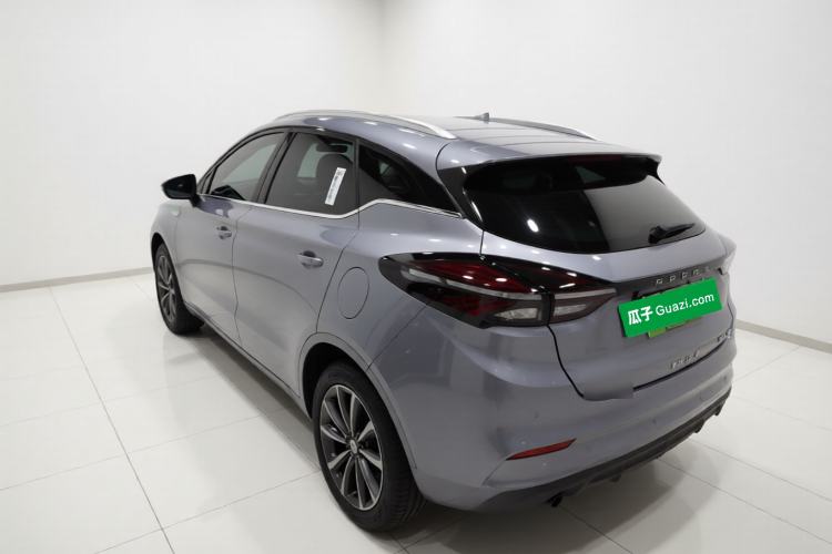 Used Geometry C 2022 550KM Grapefruit Plus Exterior 3