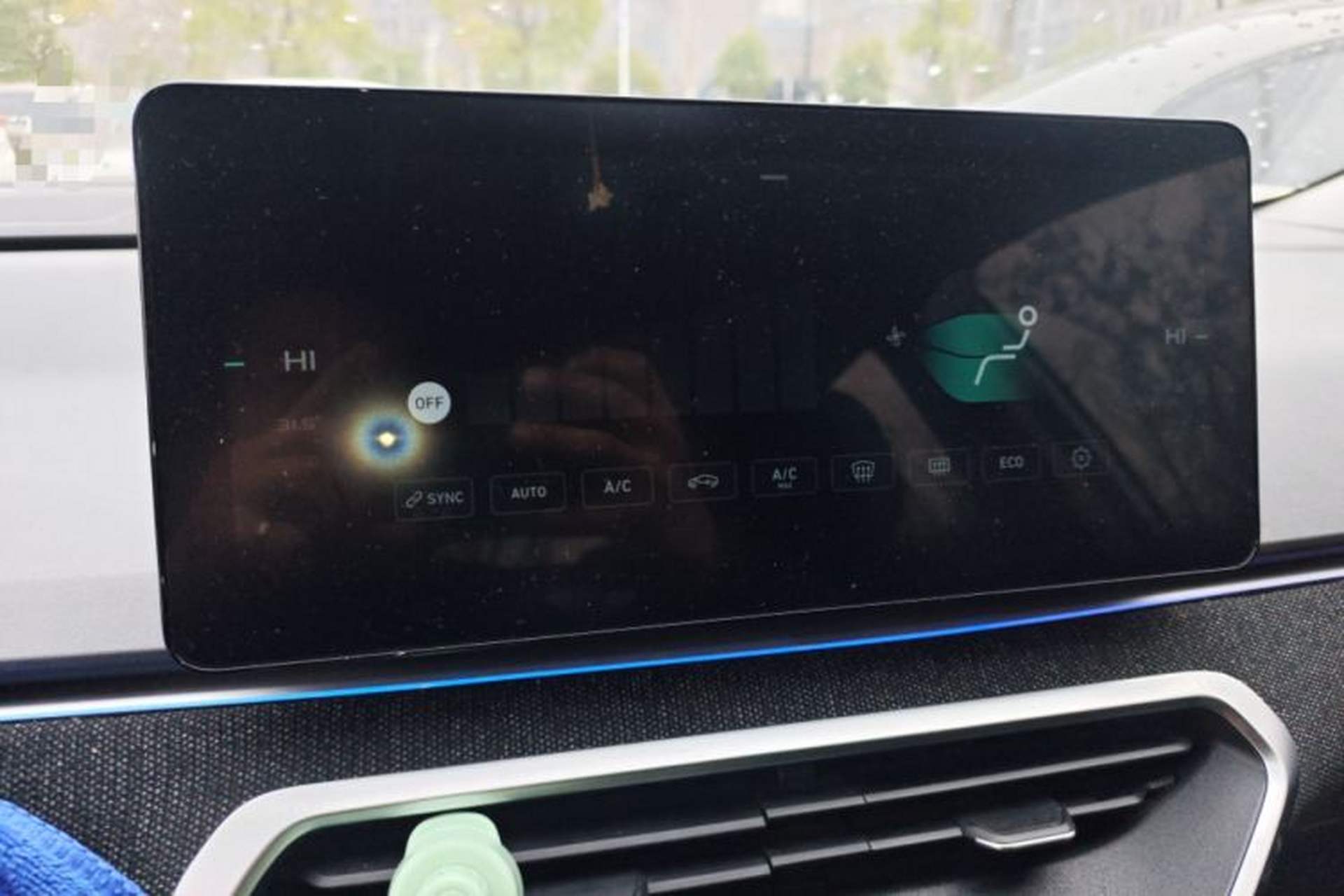 Used Geometry C 2022 400KM Blueberry Pro Audio And AC Panel
