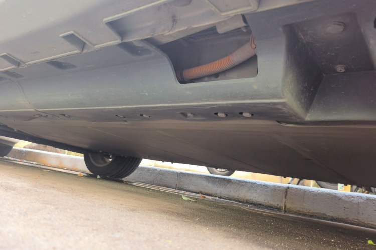 Used Geometry C 2022 400KM Blueberry Pro Chassis Rear Left