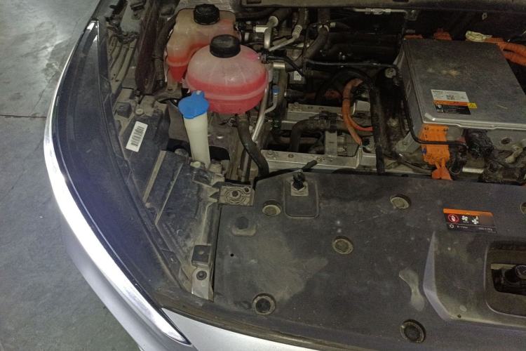 Used Geometry C 2022 Blueberry C400 Engine Bay Right