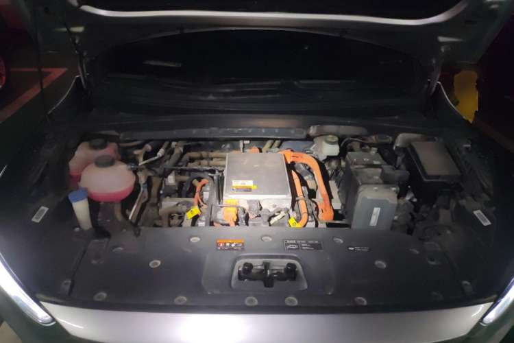 Used Geometry C 2022 Grape C550 Engine Bay