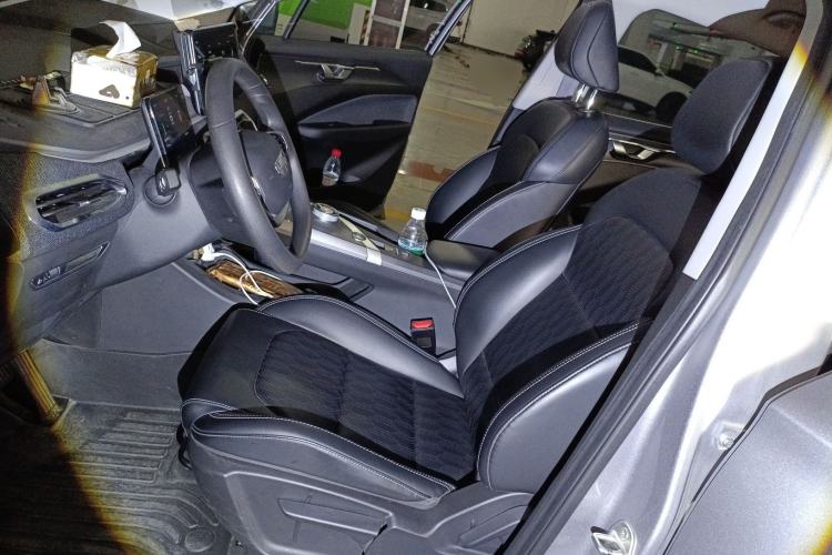 Used Geometry C 2022 Blueberry C400 Left Front Seat
