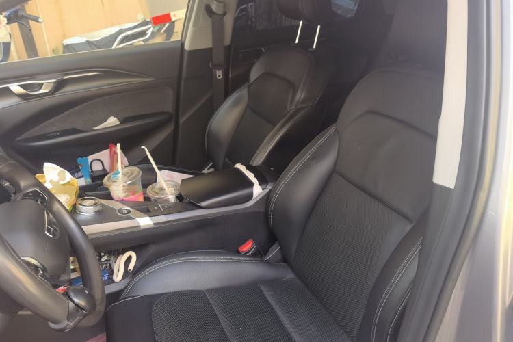 Used Geometry C 2022 400KM Blueberry Pro Left Front Seat