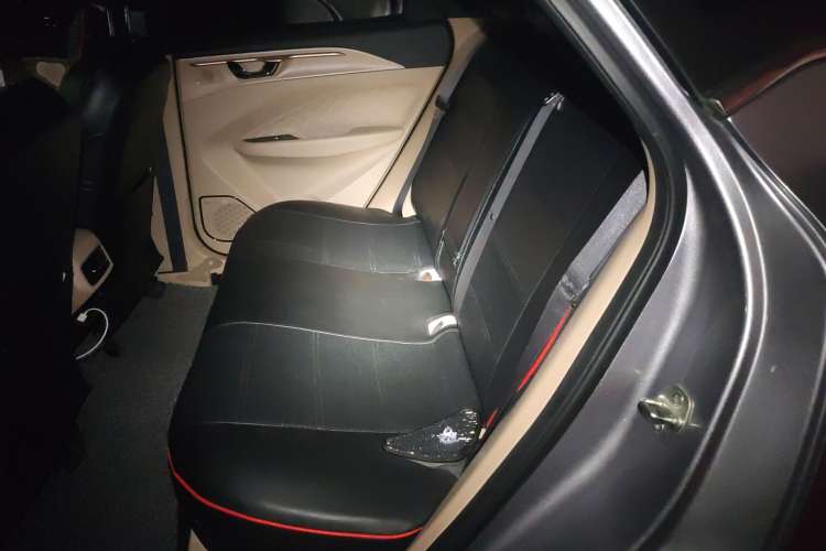 Used Geometry C 2022 Grape C550 Left Rear Seat