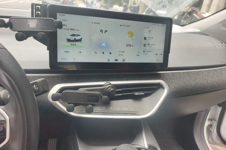 Used Geometry C 2022 400KM Blueberry Pro Audio And AC Panel