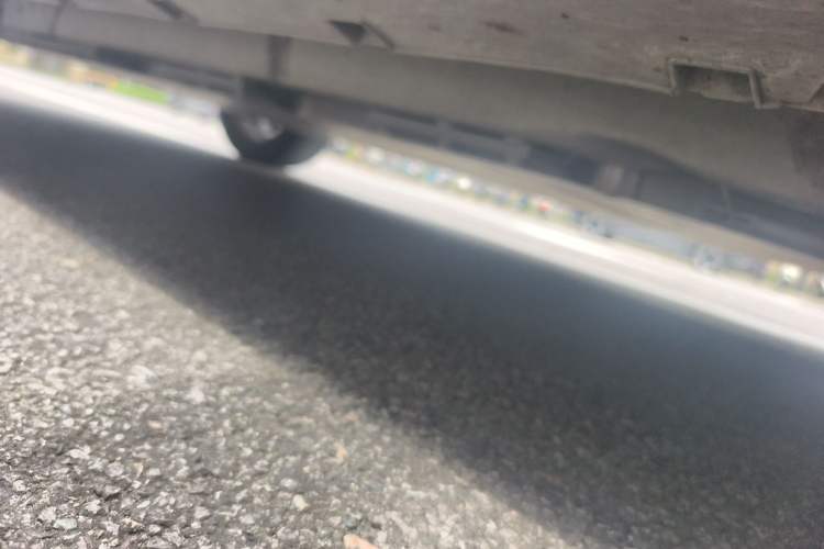 Used Geometry C 2022 400KM Blueberry Pro Chassis Front Right