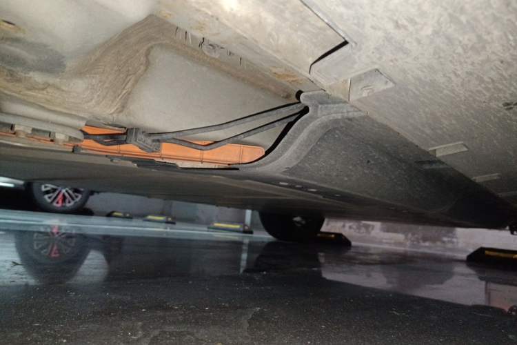 Used Geometry C 2022 Blueberry C400 Chassis Rear Left