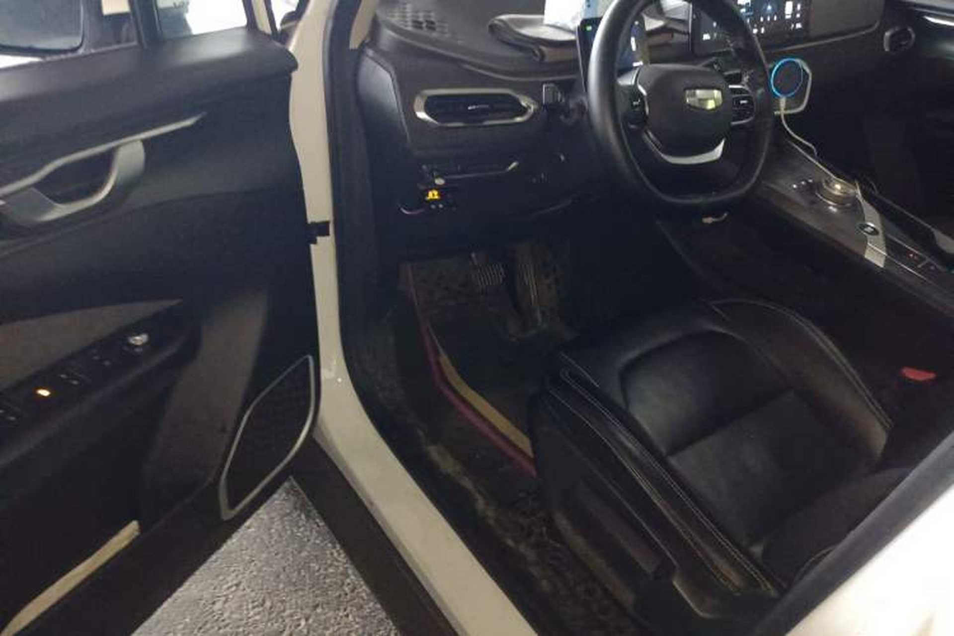Used Geometry C 2022 Blueberry C400 Driver Seat