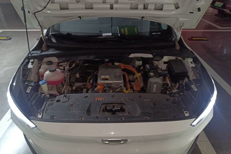 Used Geometry C 2022 Blueberry C400 Engine Bay