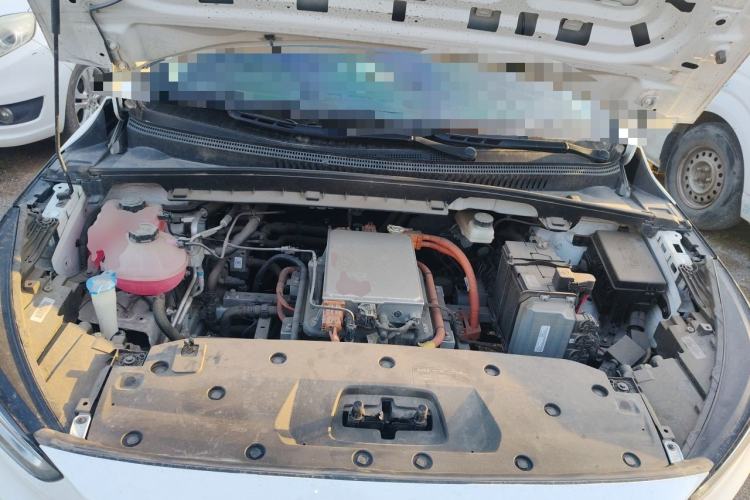 Used Geometry C 2022 Blueberry C400 Engine Bay