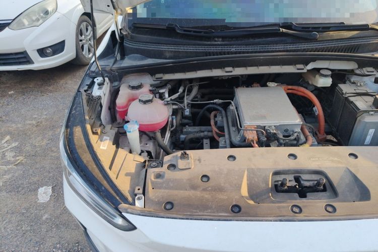 Used Geometry C 2022 Blueberry C400 Engine Bay Right