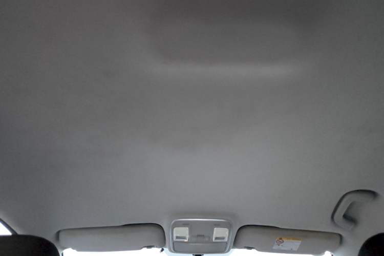 Used Geometry C 2022 400KM Commuter Version Headliner
