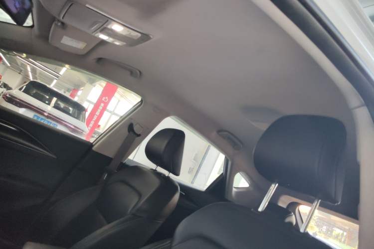 Used Geometry C 2022 Blueberry C400 Headliner