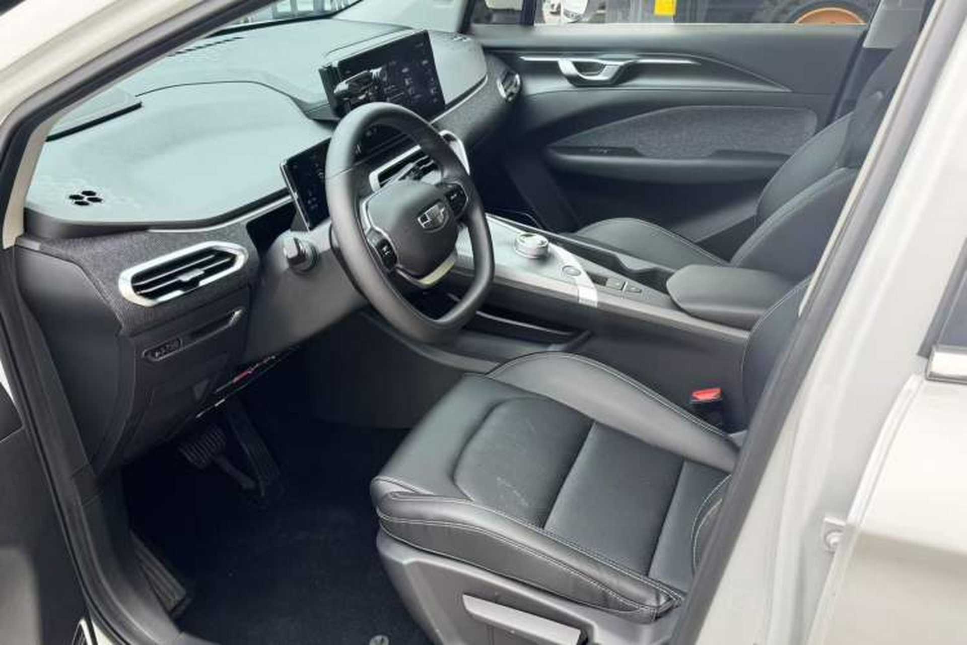 Used Geometry C 2022 400KM Blueberry Pro Interior 2