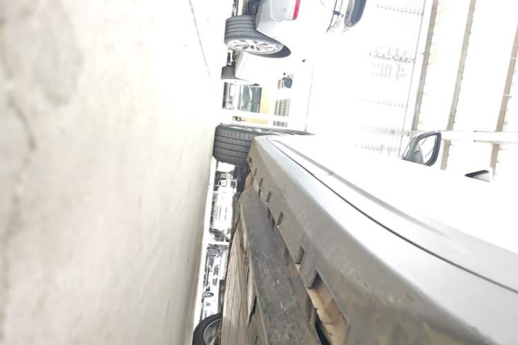 Used Geometry C 2022 Blueberry C400 Left Side Sill