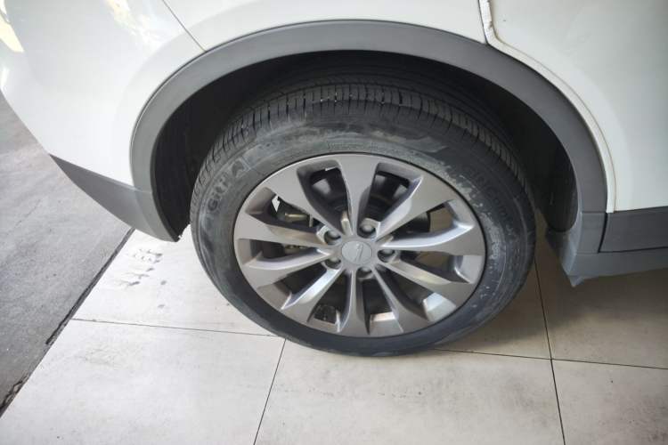 Used Geometry C 2022 Blueberry C400 Right Rear Wheel Hub