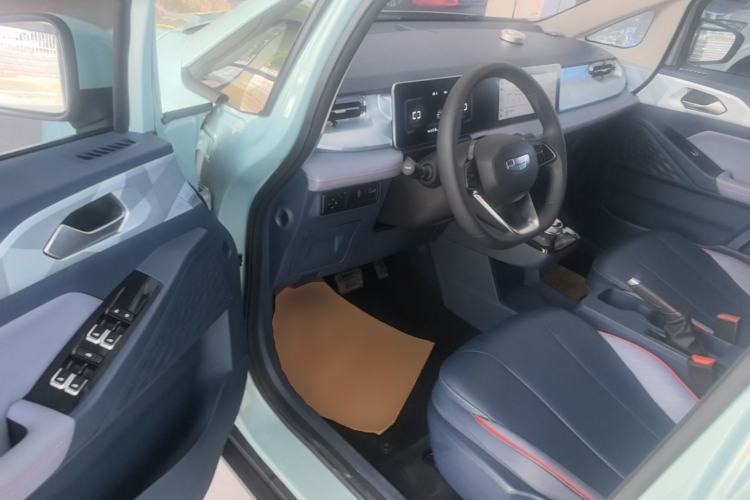 Used Geometry E 2022 320KM Cute Tiger 5-Seater Driver Seat